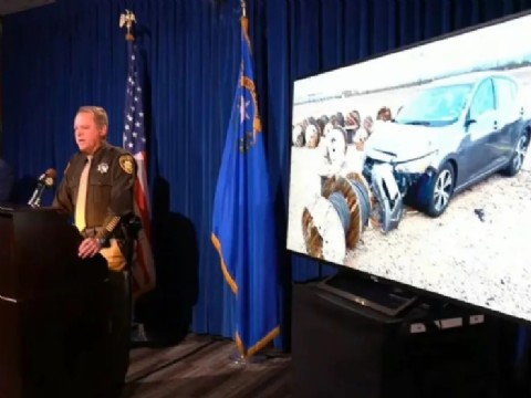 VIDEO | Investigan como terrorismo el choque de un auto contra una subestación eléctrica cerca de Las Vegas