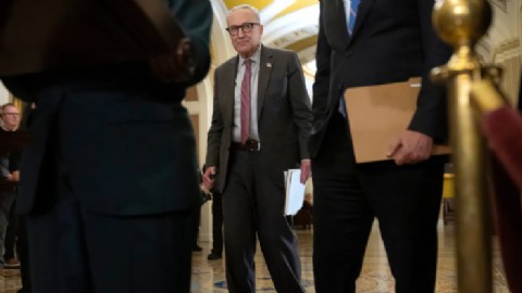 VIDEO | Tensión en el Partido Demócrata tras un polémico acuerdo en el Senado