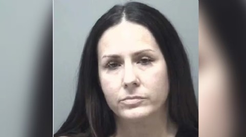 45 años de prisión para una degenerada: en Illinois, una mujer de 43 fue detenida por abusar sexualmente de dos jóvenes