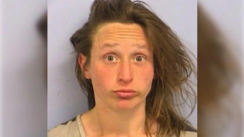 Insólito arresto en Texas: la atraparon masturbándose y siguió en el móvil policial