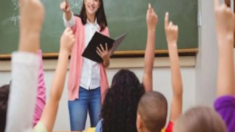 Chicago: algunos padres de CPS rechazan plan para una junta escolar elegida de manera híbrida