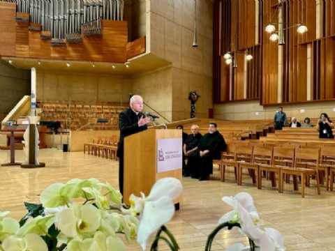 El arzobispo de Los Ángeles celebró la elección del papa León XIV y auguró que será bueno para los inmigrantes