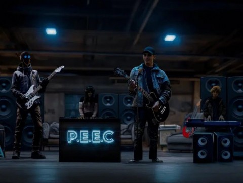 La irrupción de PEEC expone un nuevo modelo de banda donde la inteligencia artificial crea música, identidad y narrativa