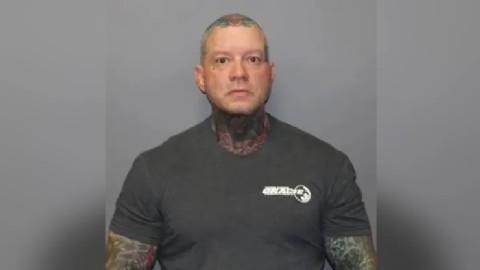 Mató a su esposa y no soportó la condena: se suicidó en su celda un día después del veredicto