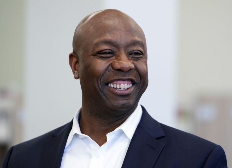Tim Scott se convirtió en el senador negro que más tiempo se mantuvo en su cargo