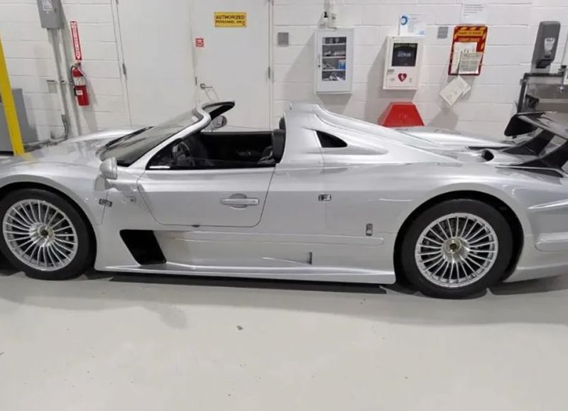 El FBI incautó un Mercedes-Benz millonario ligado al narcotraficante y exolímpico Ryan Wedding