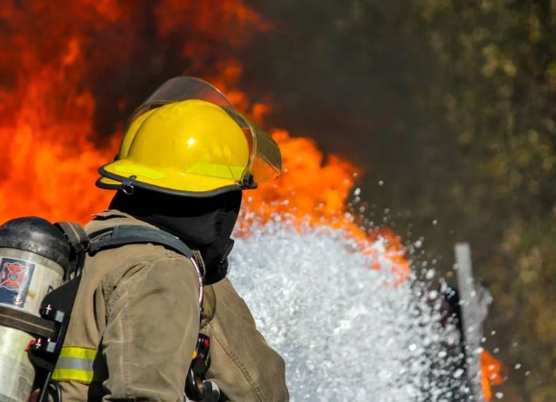 Explosión en Nueva Jersey destruyó una casa y dejó dos víctimas fatales