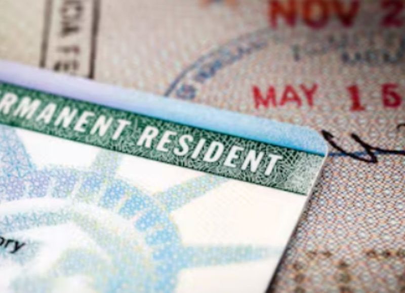 Green Card bajo riesgo: USCIS endurece controles por respaldo a organizaciones terroristas