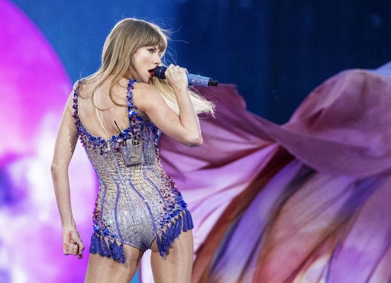 VIDEO | El conmovedor gesto de Taylor Swift con una pequeña fan