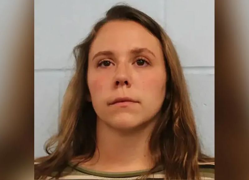 Una maestra de Wisconsin se declaró culpable de mantener una relación inapropiada con un niño de 11 años