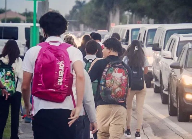 Miami-Dade inicia el año escolar con medidas de seguridad, salud y tecnología