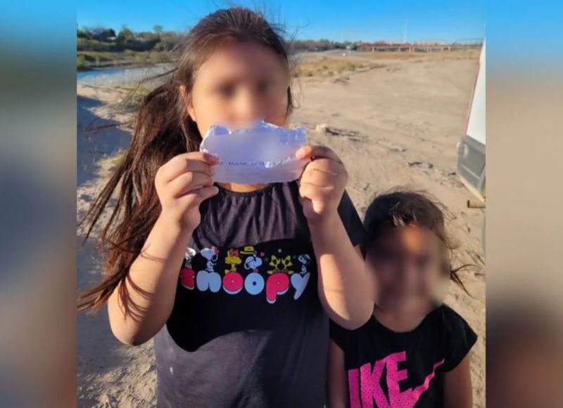 Rescatan a dos niñas migrantes abandonadas en Texas con una nota