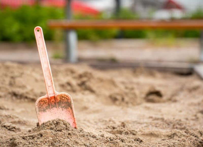 Tragedia en un parque de Florida: dos amigos de 14 años murieron sepultados por un derrumbe de arena